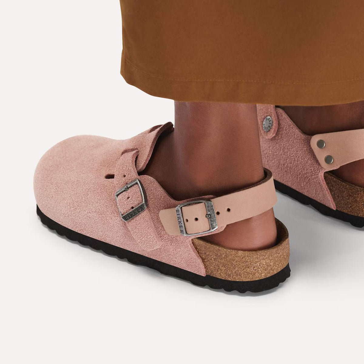 Women's Tokio (Pink Clay) when worn