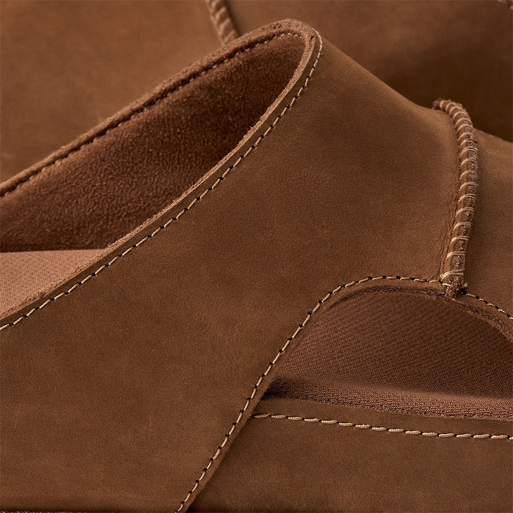 Women's Goldenstar Hi Cutout Slide (Dark Chestnut) details