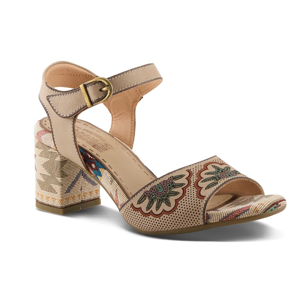 Sassyclass (Beige Multi) front side