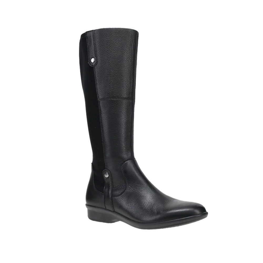Carissa (Black) side