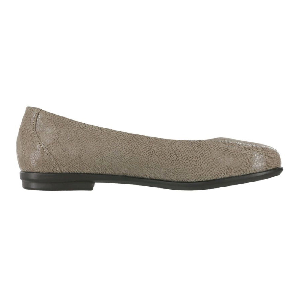 SAS Scenic Ballet Flat in Fog